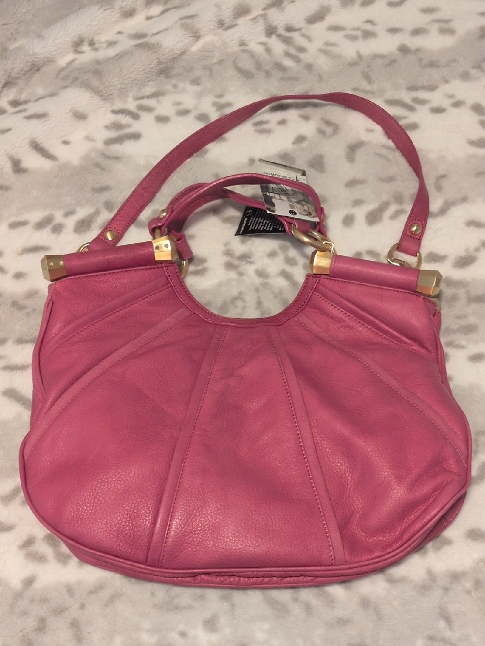 B Makowsky Pink Leather Shoulder Bag Gold Accents cheetah print interior Summer